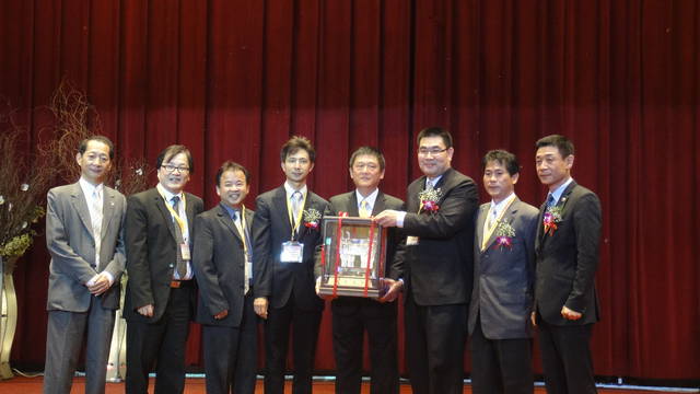 101/04/19參加台北市第八-九屆理事長交接典禮