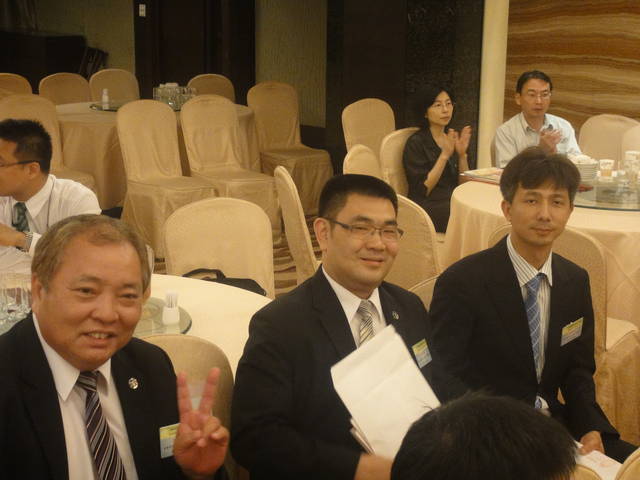 101/05/18參加台南縣第五屆第三次會員代表大會